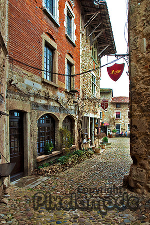 Perouge Street