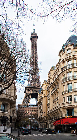 Eiffel Neighborhood