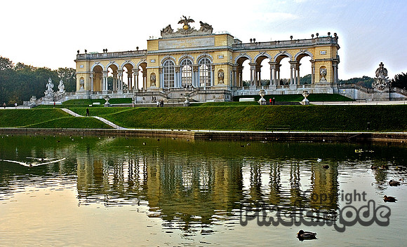 Vienna 4